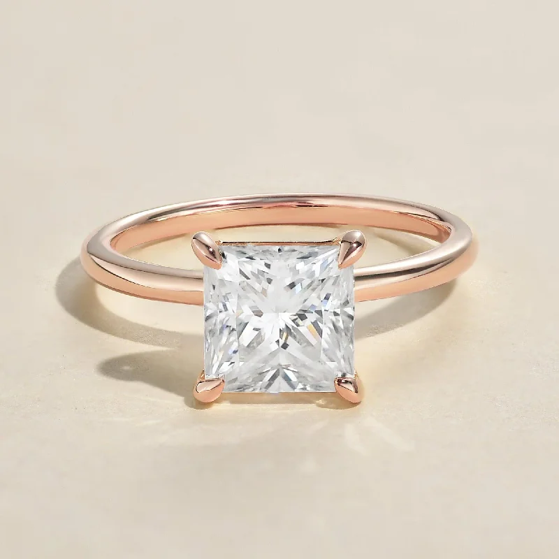 Engagement rings with split-shank topaz designs -1.0ct Princess Cut Moissanite Classic Solitaire Ring