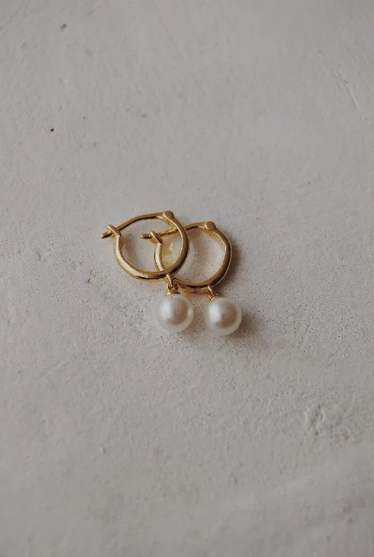 Best hoop earrings with gold-plated finishes for an affordable luxury vibe-Nicole Pearl Hoop Earrings in Gold