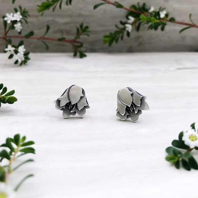 Stud Earrings with Debossed Designs -Fiore Duchessa Stud Earrings