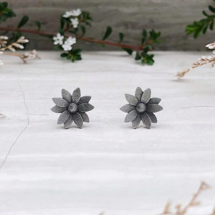 Stud Earrings for Prom Night -Fiore Regina Stud Earrings