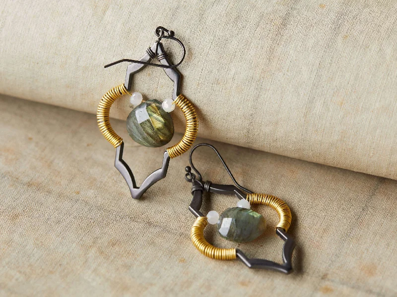 Drop Earrings for Travel Look -Kerryn Labradorite Earrings